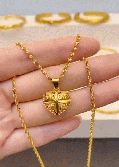 Heart Pendant Necklace ✨