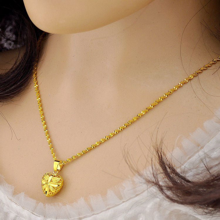Heart Pendant Necklace ✨